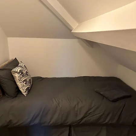 The Hidden Snug *